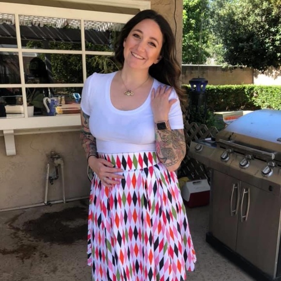 Meet your Posher, Aly - Picture 7 of 8